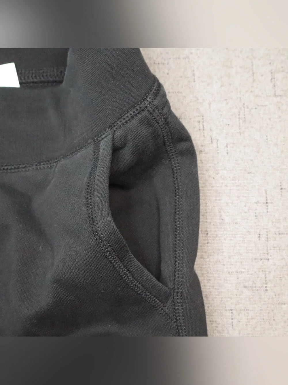 True Religion Unisex Black Joggers Gold Metallic Horseshoe Logo Size M